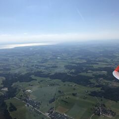 Flugwegposition um 15:16:38: Aufgenommen in der Nähe von Lindau, Deutschland in 1477 Meter